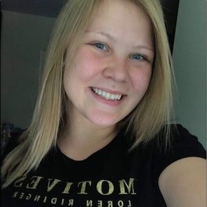 Meet your Posher, Brooke